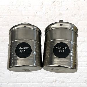 💕 Bundle of 2 metal 4” tall storage bins with lids